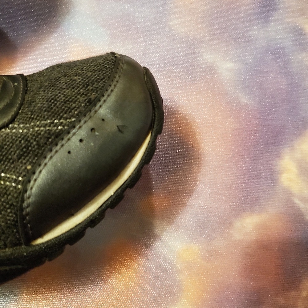 RYKA Sneakers - Picture 7 of 7